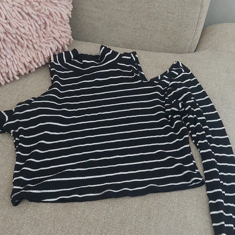 La Hearts Black and White Striped Crop Top